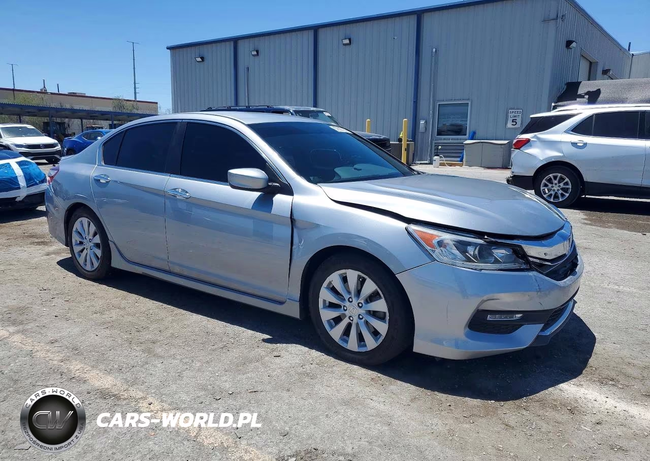 2017 Honda Accord Sport VIN:1HGCR2F51HA273795 - 4