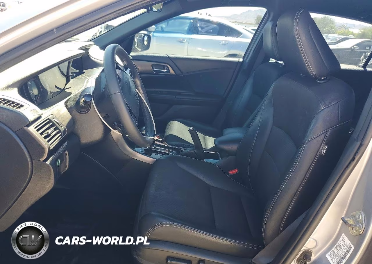 2017 Honda Accord Sport VIN:1HGCR2F51HA273795 - 7