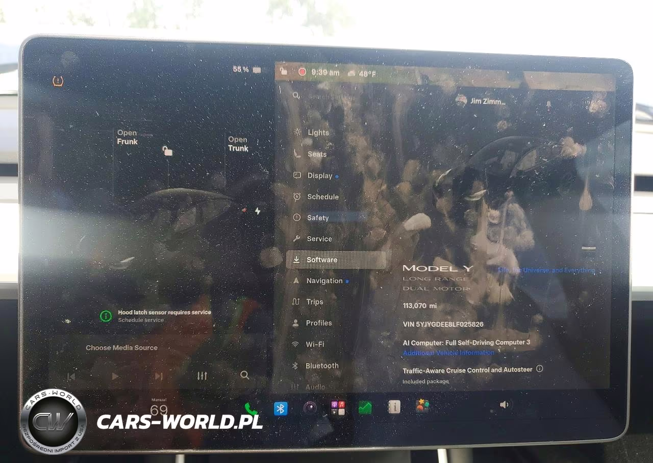 2020 Tesla Model Y VIN:5YJYGDEE8LF025826 - 9