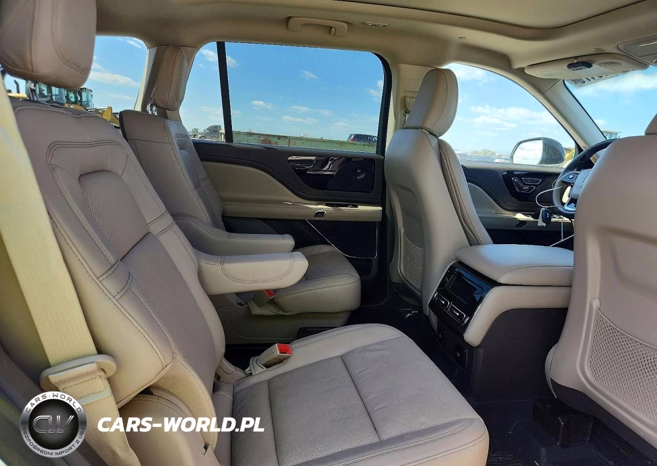 2024 Lincoln Aviator Reserve VIN:5LM5J7XC3RGL04724 - 11