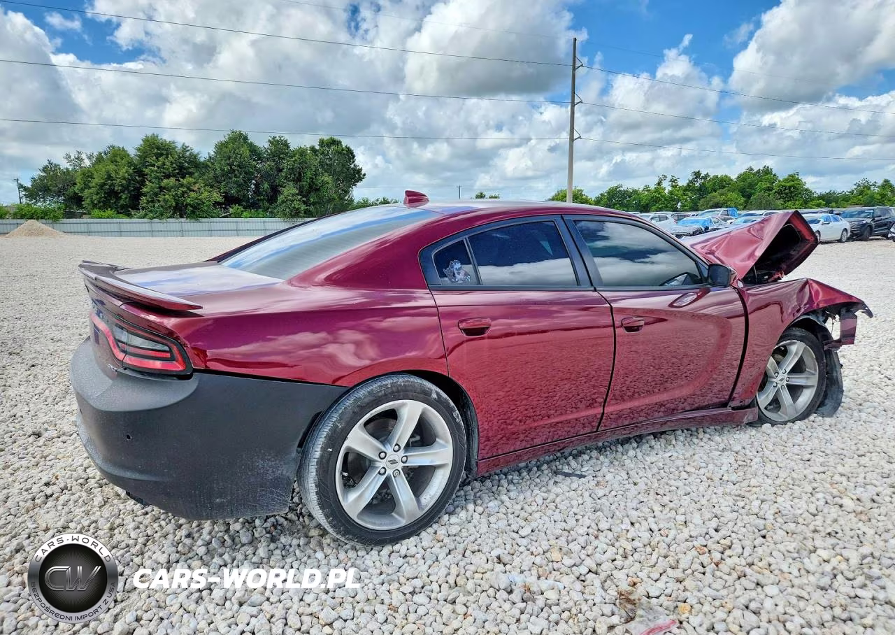 2018 Dodge Charger Sxt Plus VIN:2C3CDXHG6JH113917 - 3