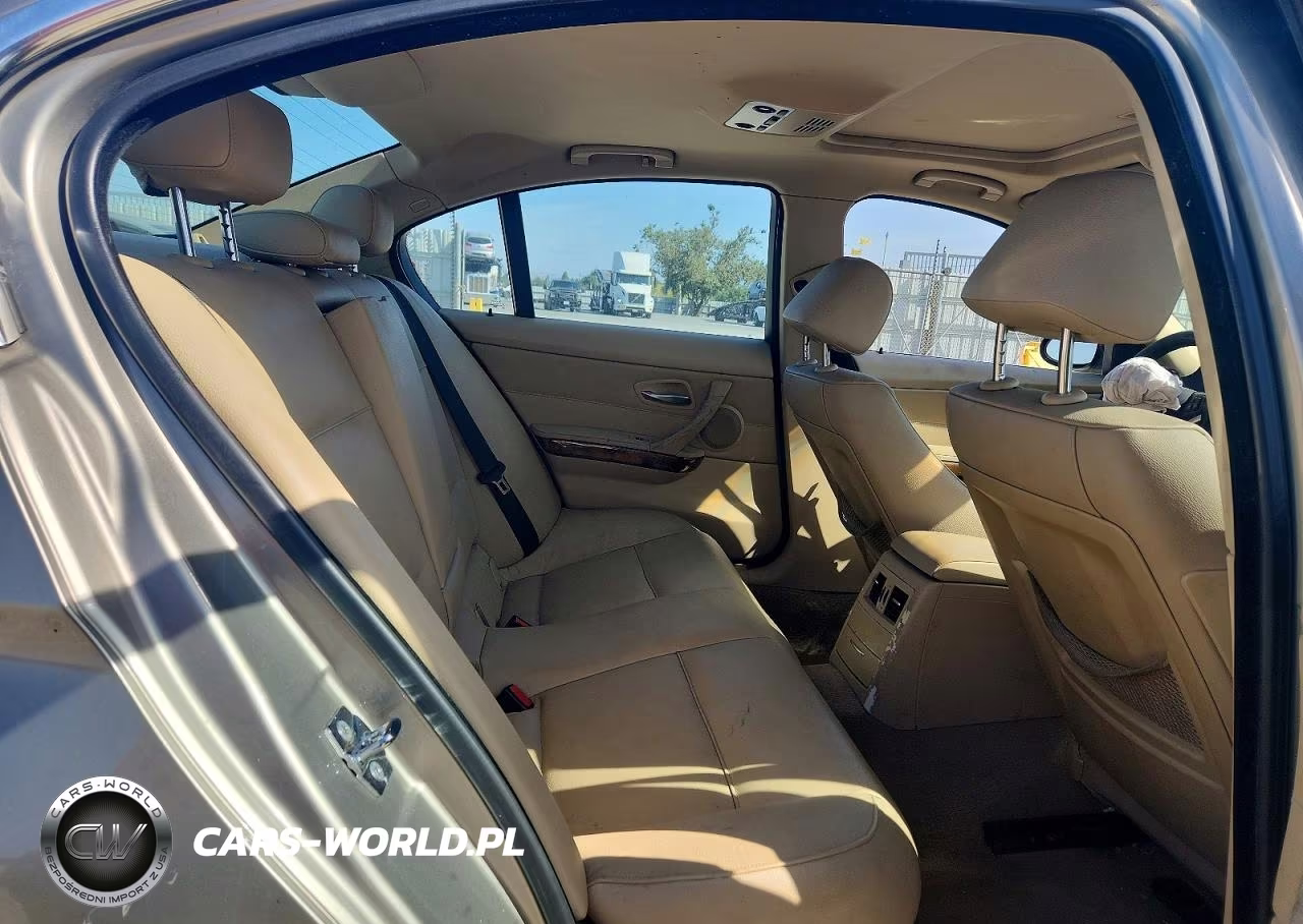 2007 BMW 335 Xi VIN:WBAVD53517A007040 - 10
