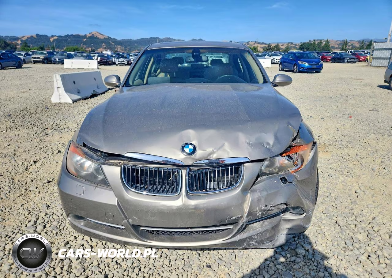 2007 BMW 335 Xi VIN:WBAVD53517A007040 - 5