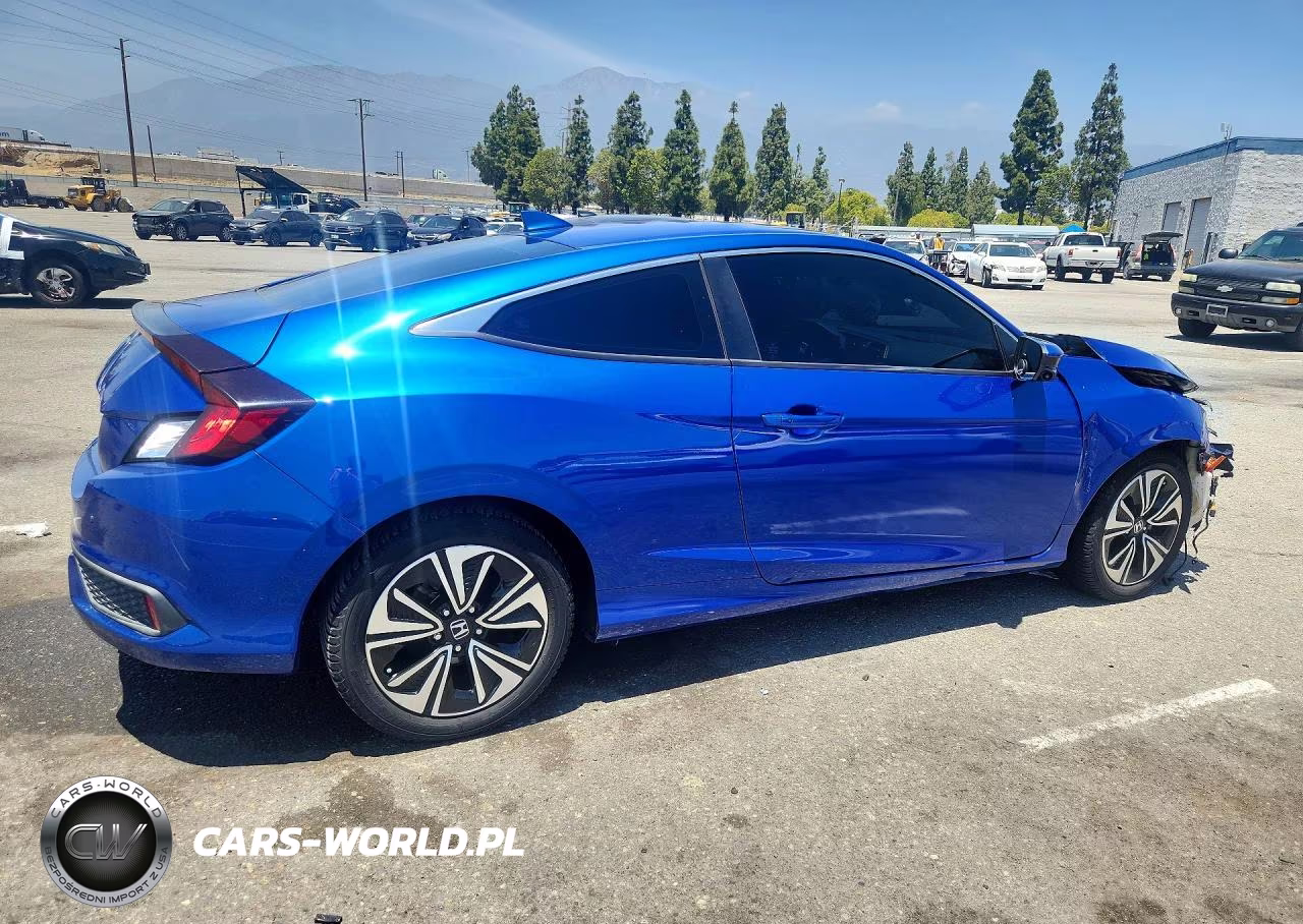2018 Honda Civic Ex VIN:2HGFC3B30JH355677 - 3