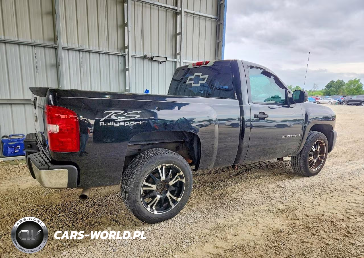 2008 Chevrolet Silverado C1500 VIN:1GCEC14X18Z152225 - 3
