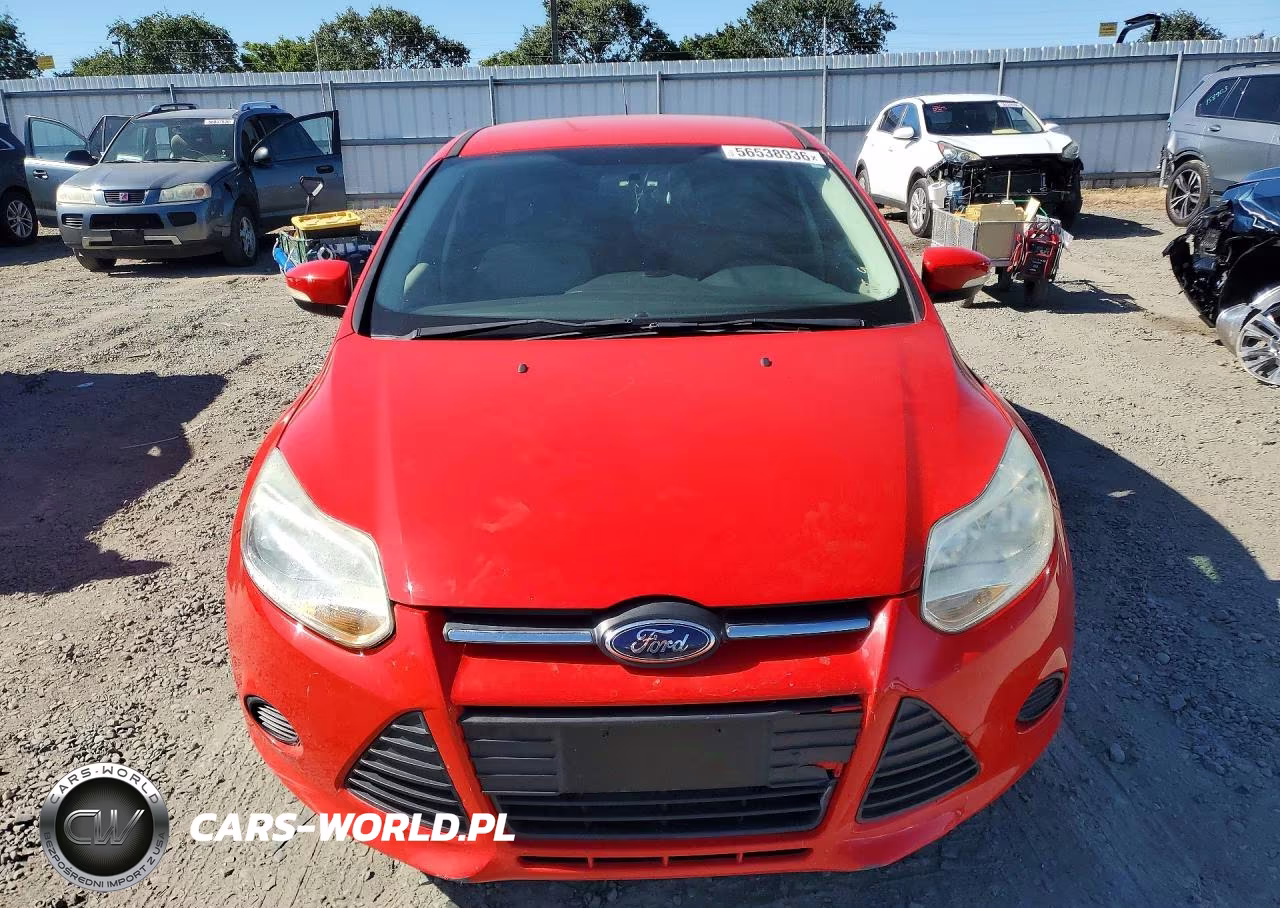2014 Ford Focus Se VIN:1FADP3K28EL176738 - 5