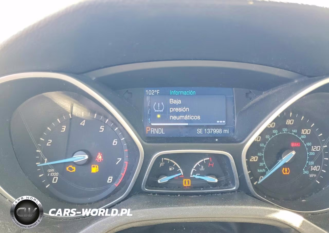 2014 Ford Focus Se VIN:1FADP3K28EL176738 - 9