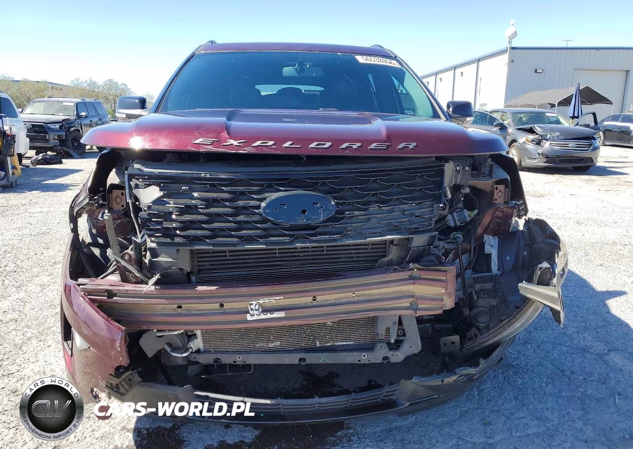 2018 Ford Explorer Sport VIN:1FM5K8GT7JGB79706 - 5