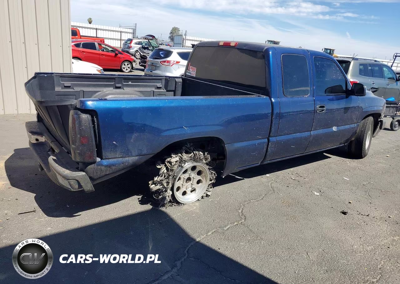 2002 Chevrolet Silverado C1500 VIN:1GCEC19V62Z307382 - 3