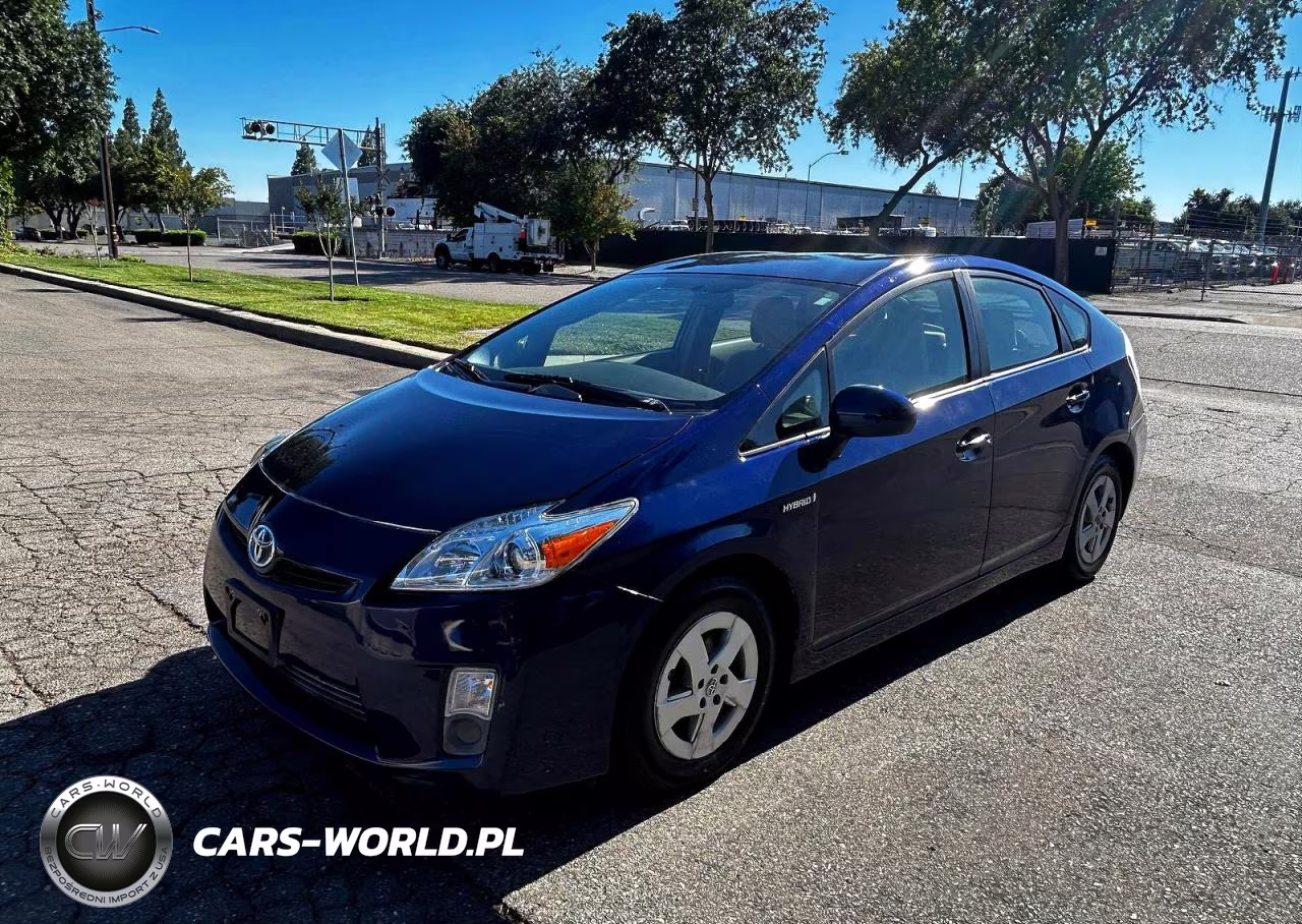 2011 Toyota Prius Two VIN:JTDKN3DU5B1362380 - 2
