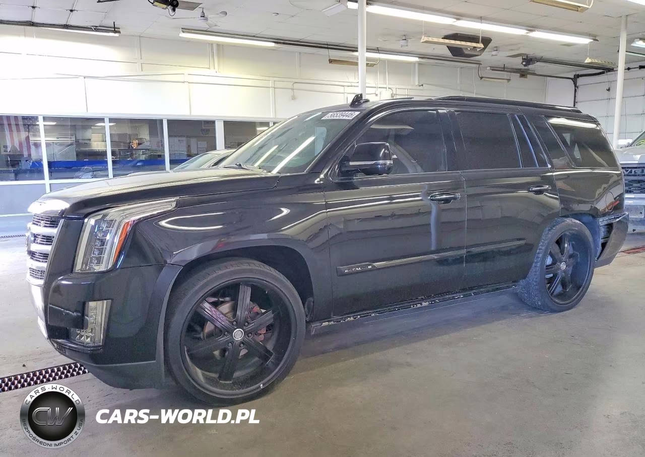 2016 Cadillac Escalade Platinum – zdjęcie 1 z 13