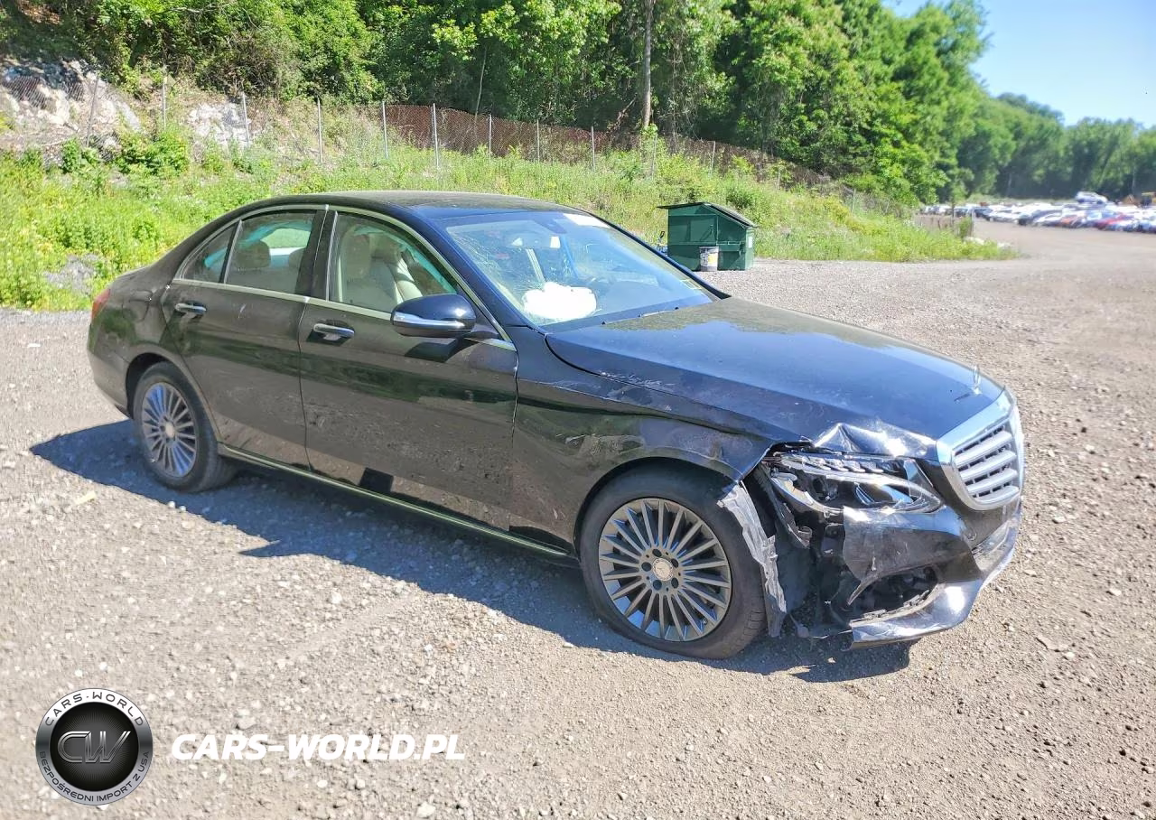 2015 Mercedes-Benz C 300 4Matic VIN:55SWF4KB6FU022074 - 4