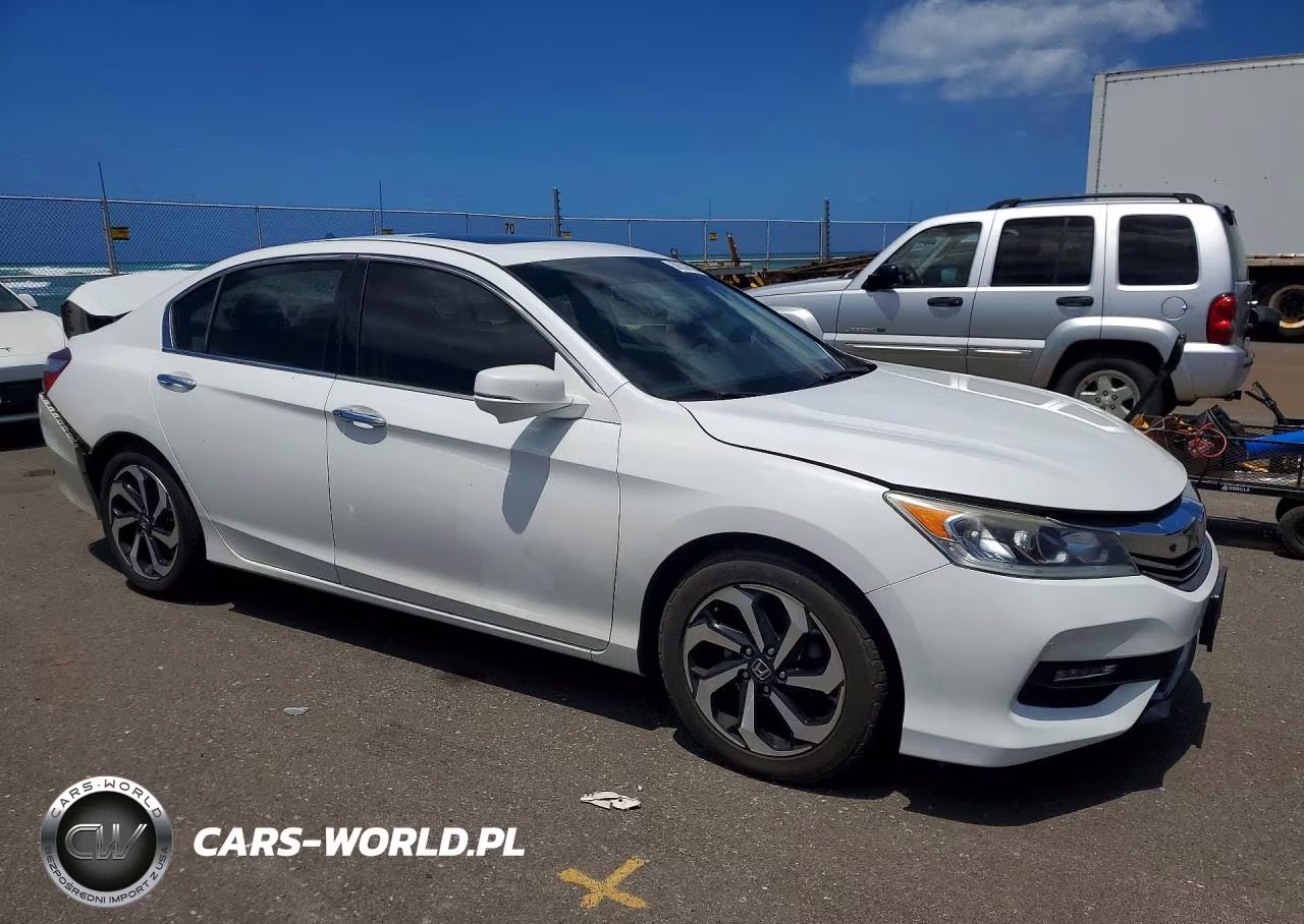 2017 Honda Accord Exl VIN:1HGCR3F86HA010573 - 4
