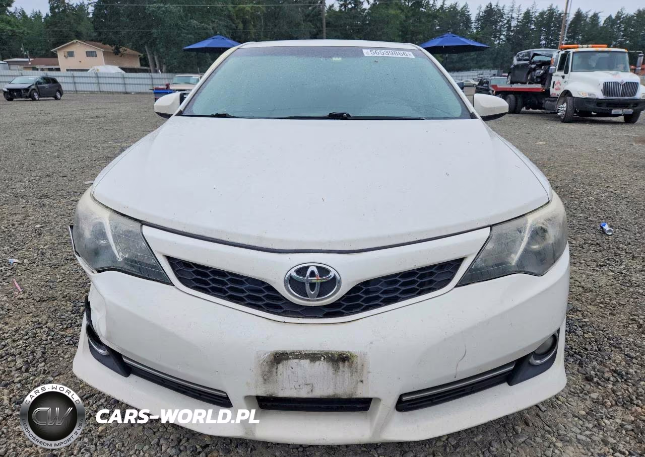 2014 Toyota Camry Se VIN:4T1BF1FK4EU386066 - 5