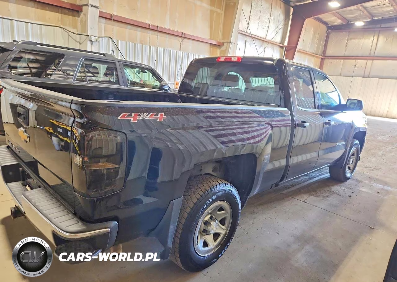 2017 Chevrolet Silverado K1500 VIN:1GCVKNEH7HZ394826 - 3