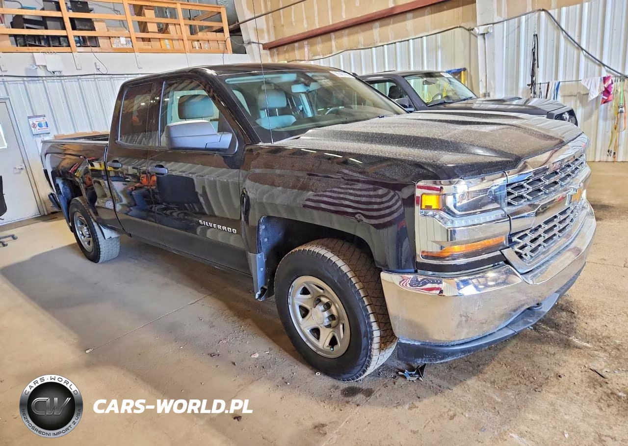 2017 Chevrolet Silverado K1500 VIN:1GCVKNEH7HZ394826 - 4
