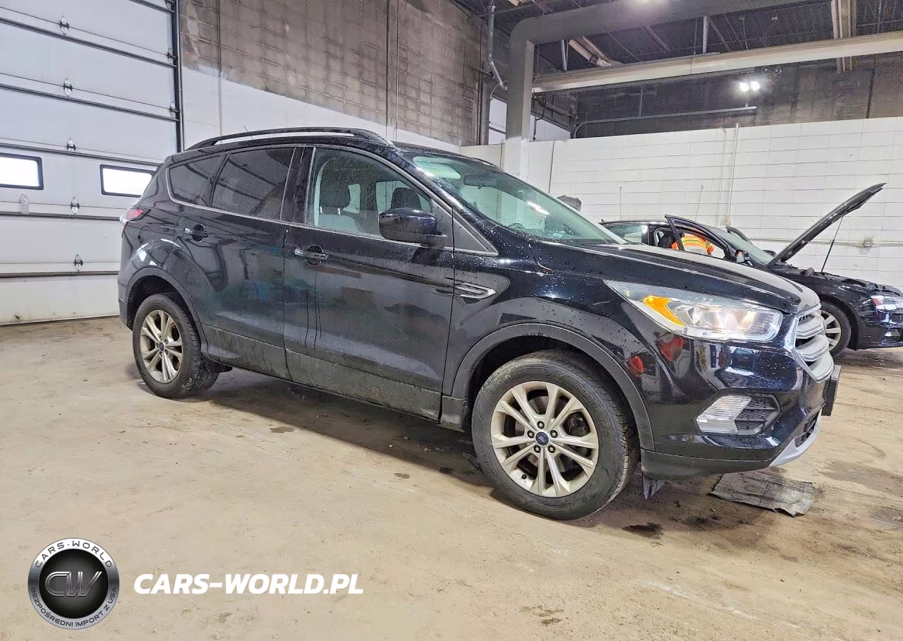 2017 Ford Escape Se VIN:1FMCU9GD2HUD11542 - 4