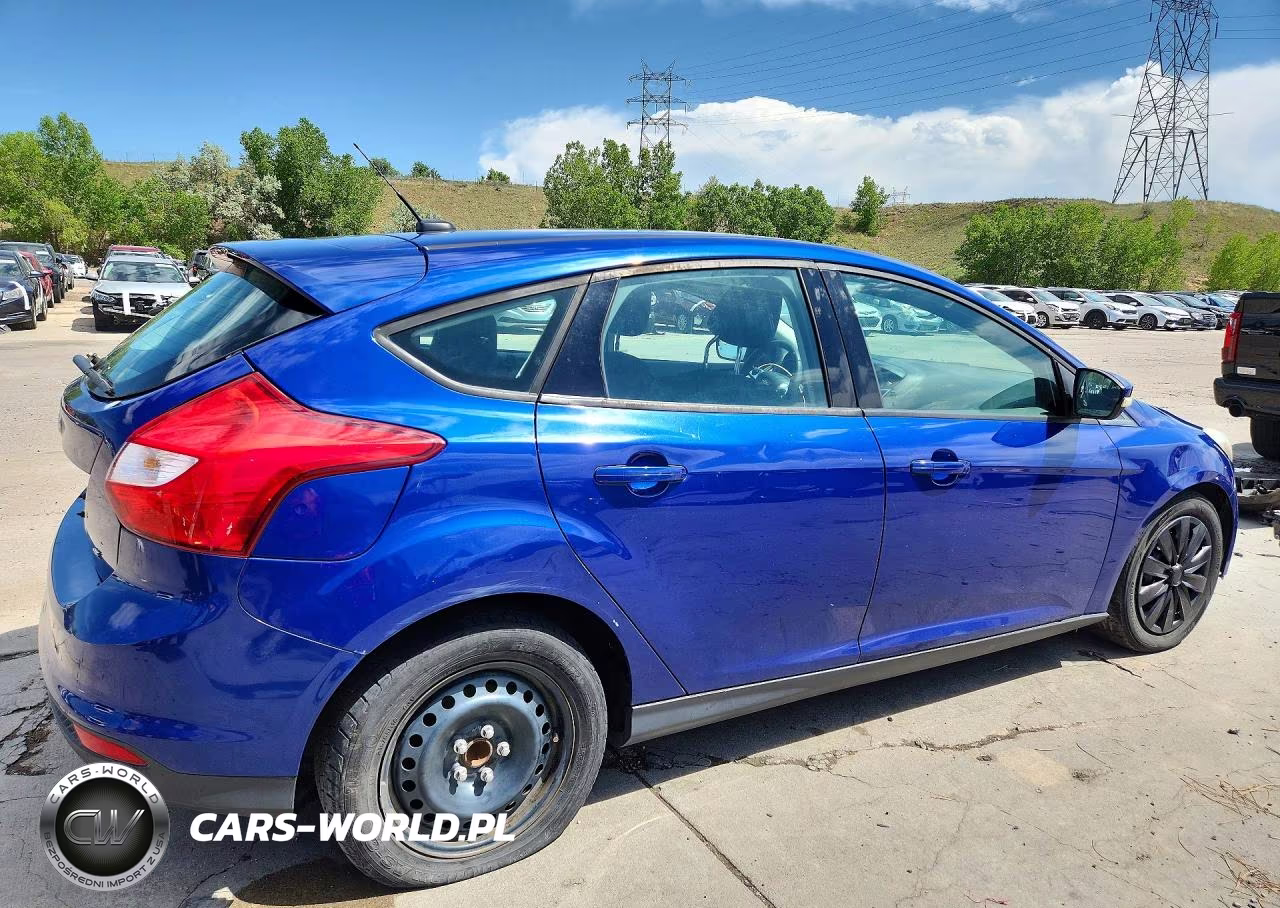 2012 Ford Focus Se VIN:1FAHP3K28CL343016 - 3
