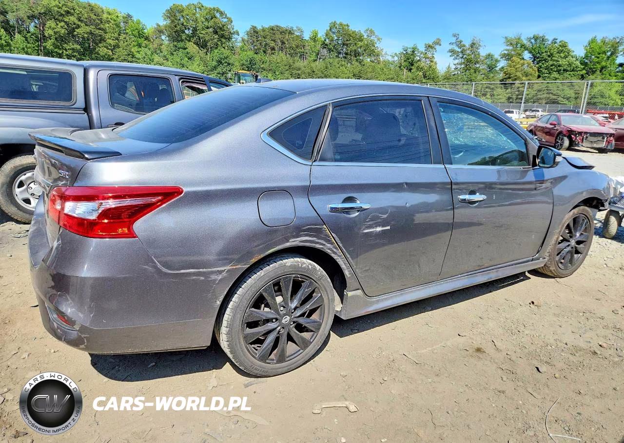 2017 Nissan Sentra Sr VIN:3N1AB7AP1HY394678 - 3