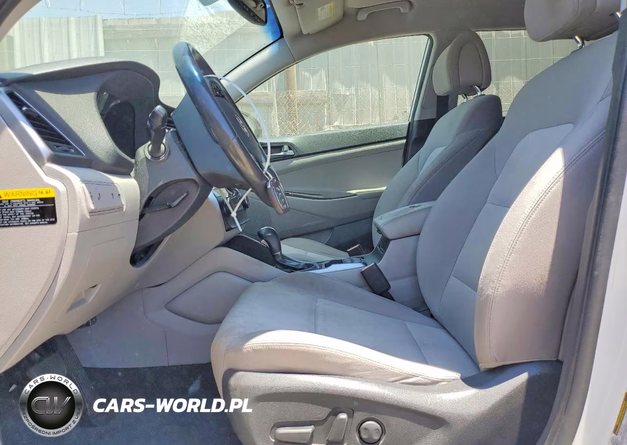 2016 Hyundai Tucson Sport VIN:KM8J33A20GU194928 - 7