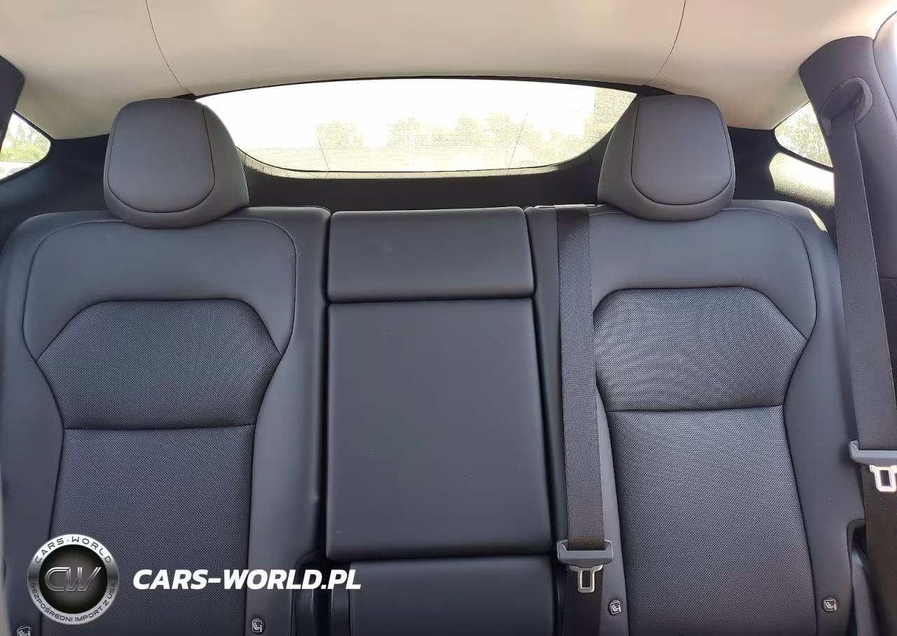 2026 Tesla Model Y VIN:7SAYGDEE2TF343637 - 10