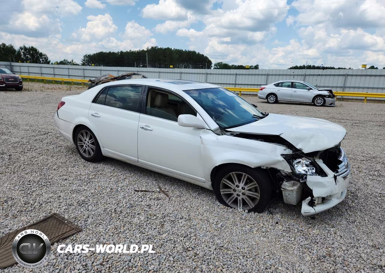 2010 Toyota Avalon Limited VIN:4T1BK3DBXAU353982 - 4