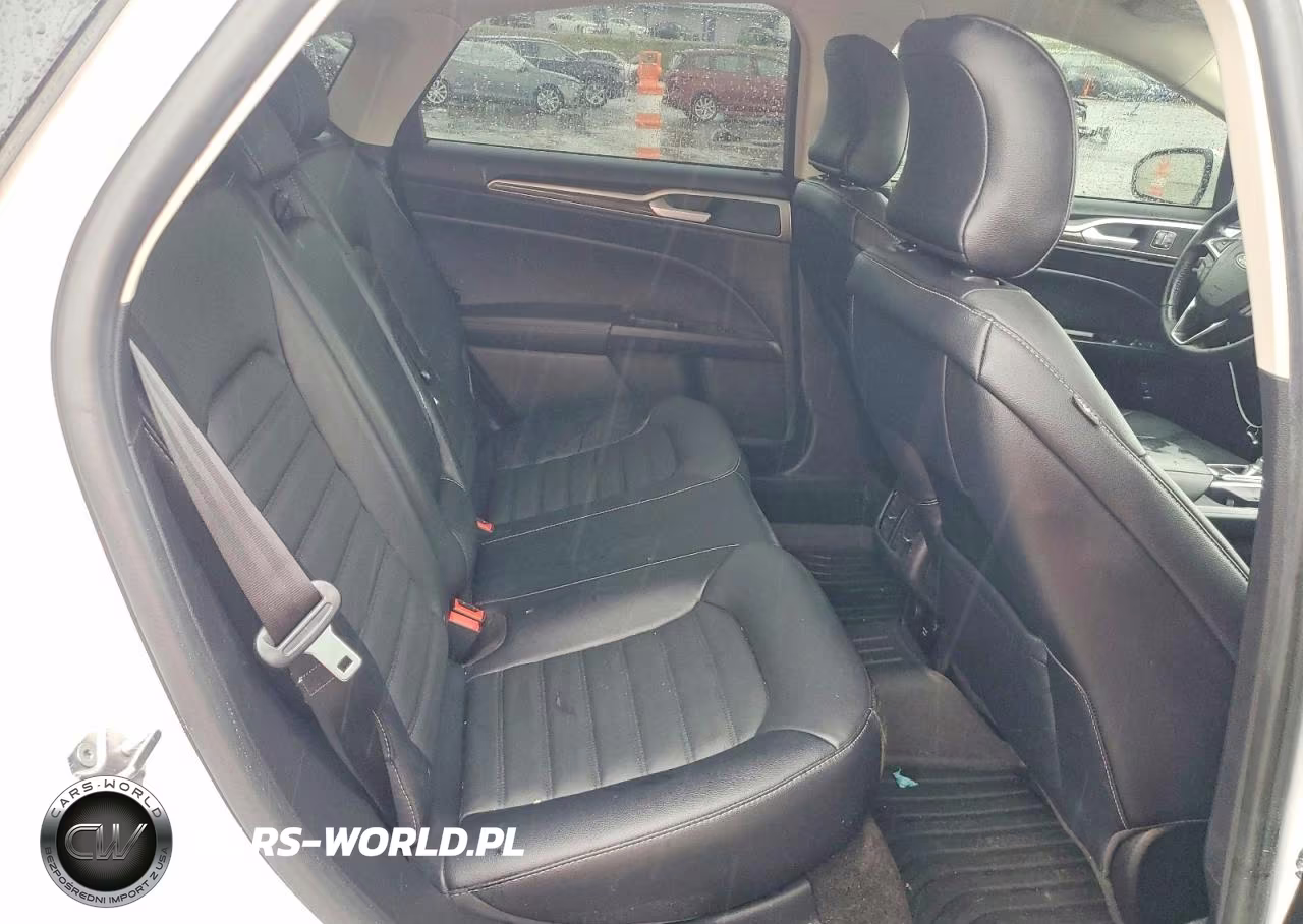 2018 Ford Fusion Se Hybrid VIN:3FA6P0LUXJR172046 - 10