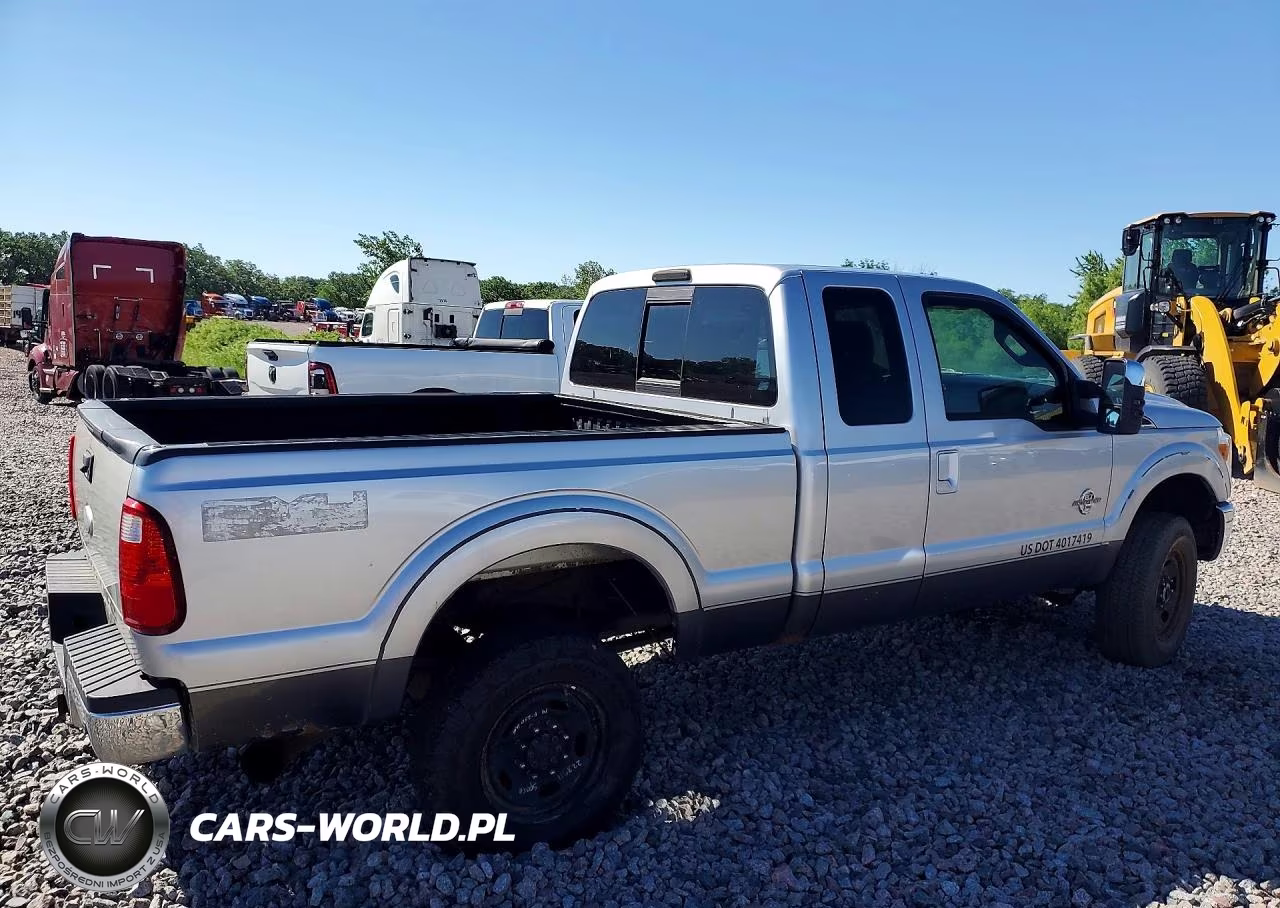 2011 Ford F350 Super Duty VIN:1FT8X3BT4BEC93852 - 3