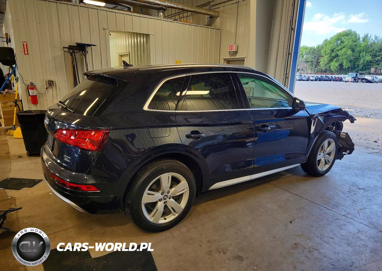2018 Audi Q5 Premium Plus VIN:WA1BNAFY1J2207445 - 3