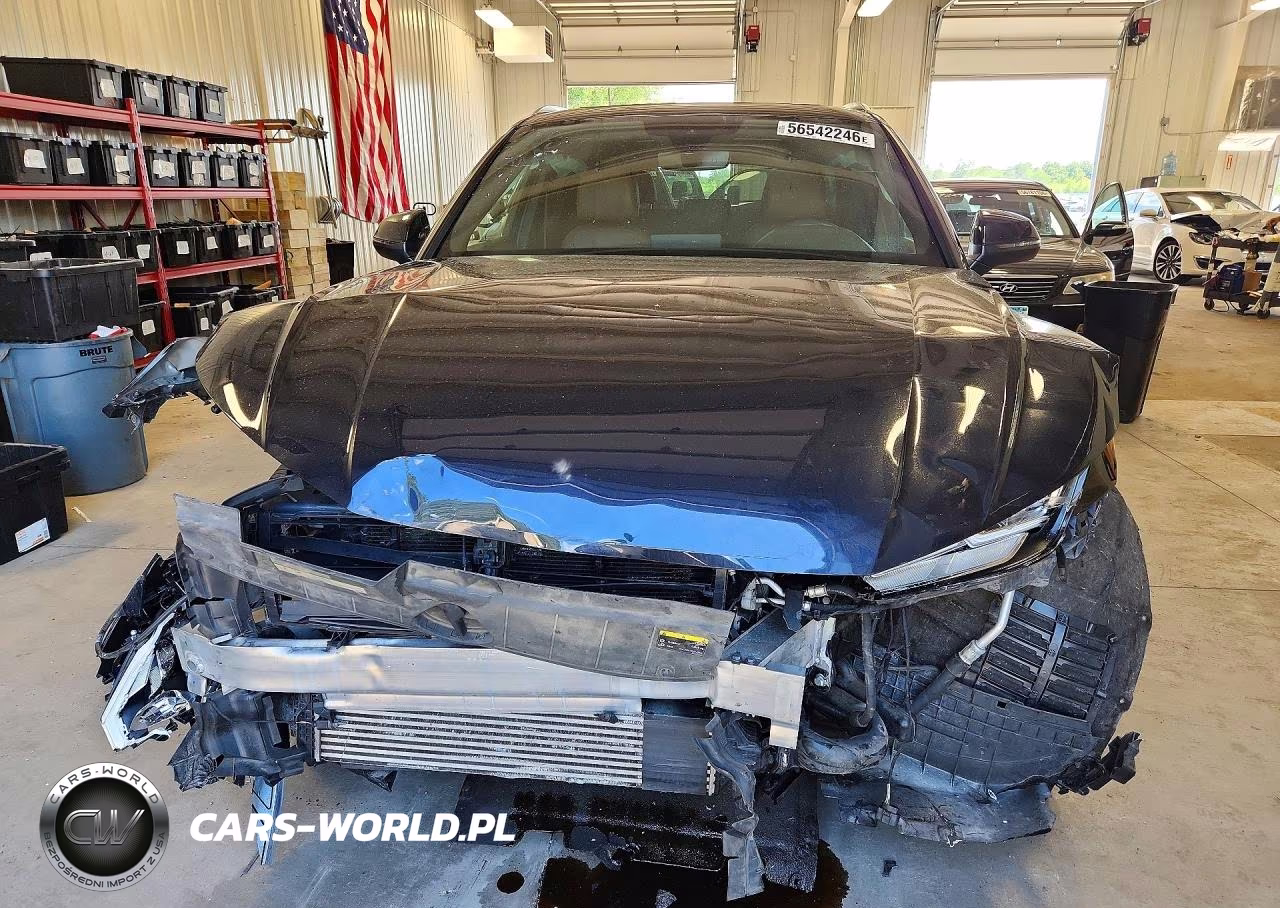 2018 Audi Q5 Premium Plus VIN:WA1BNAFY1J2207445 - 5