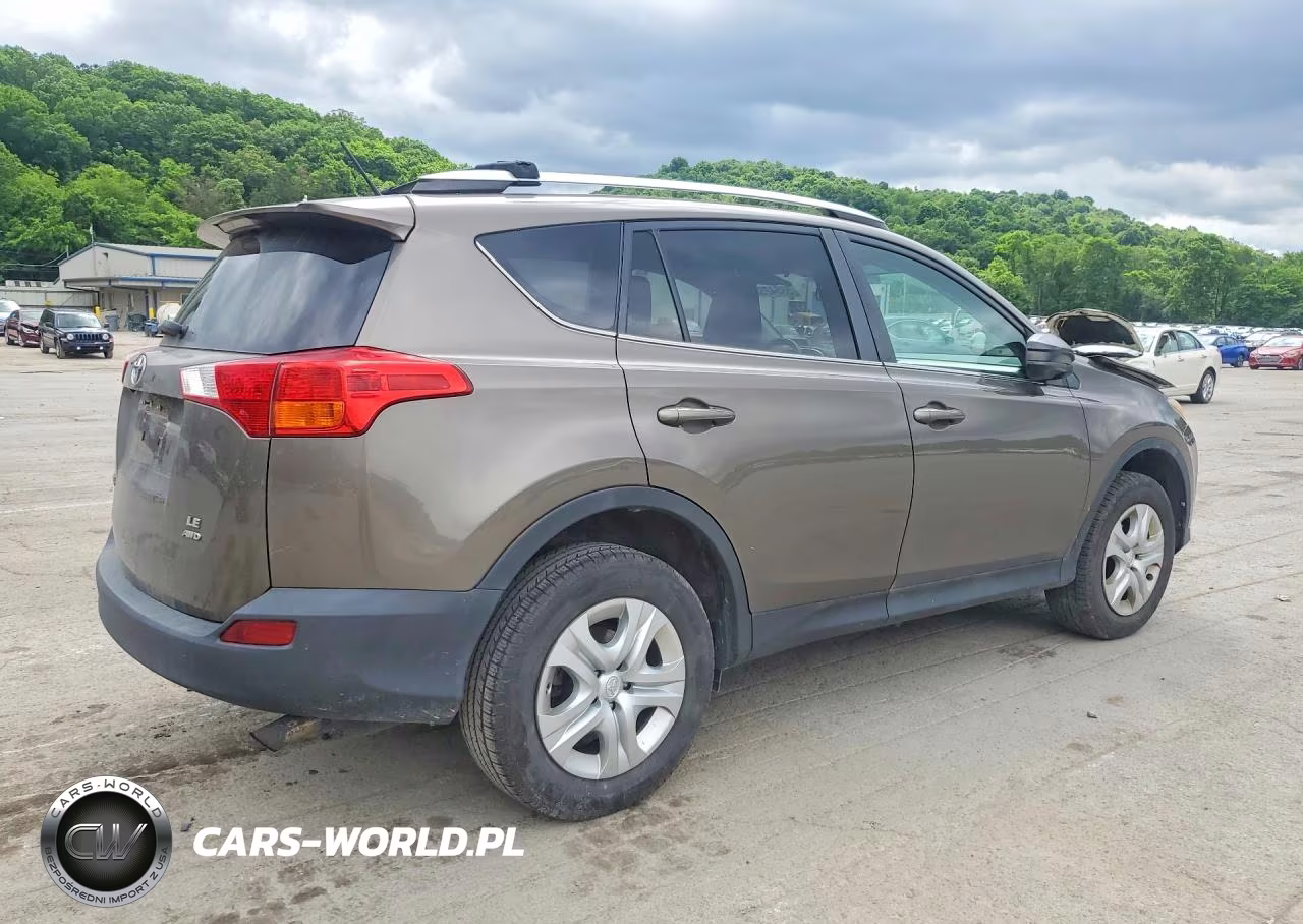 2015 Toyota Rav4 Le VIN:2T3BFREV6FW271083 - 3