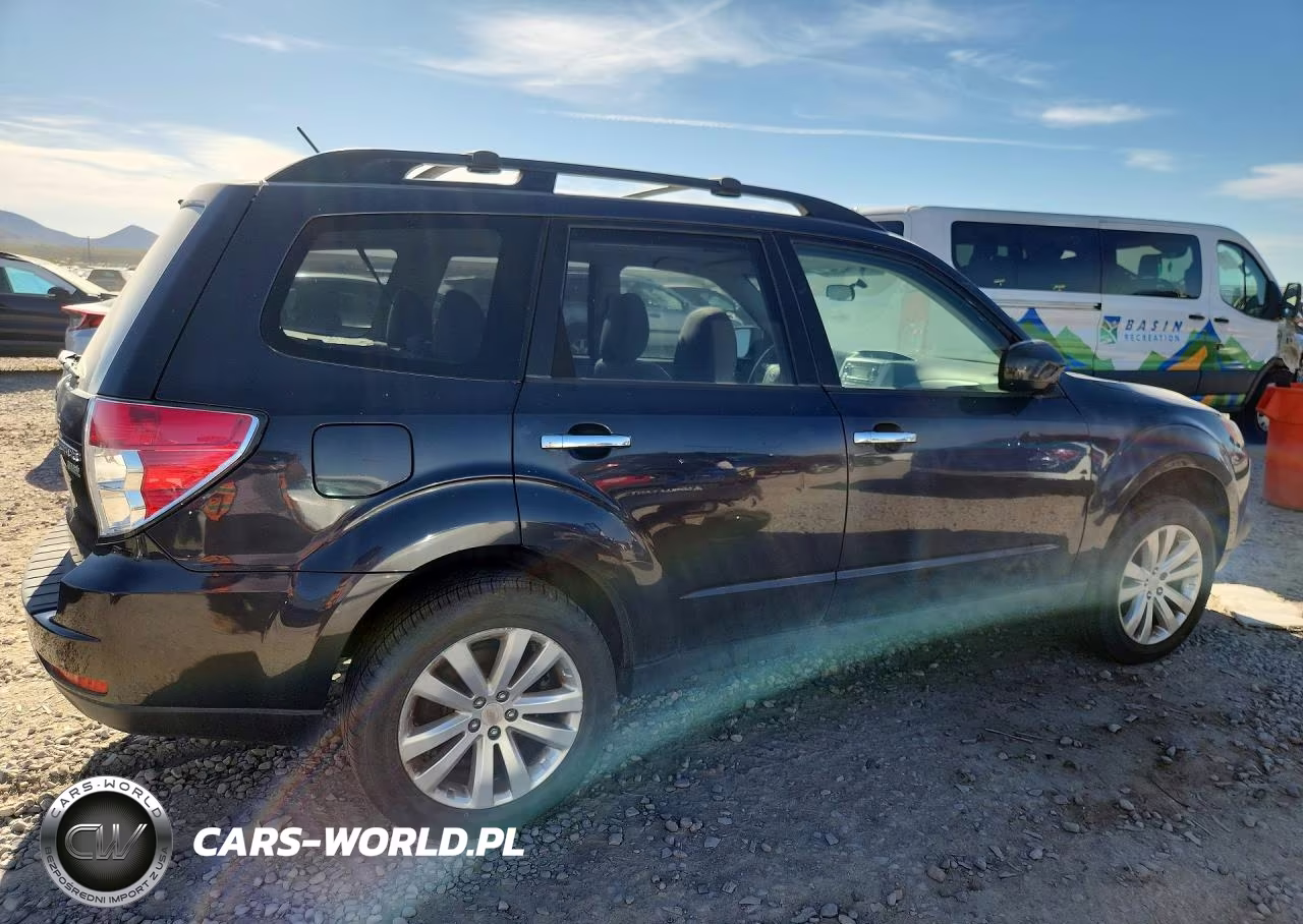 2011 Subaru Forester 2.5X Premium VIN:JF2SHADC9BH741068 - 3