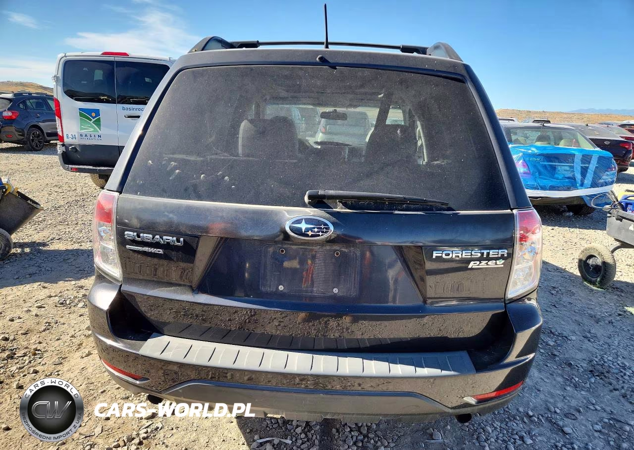 2011 Subaru Forester 2.5X Premium VIN:JF2SHADC9BH741068 - 6