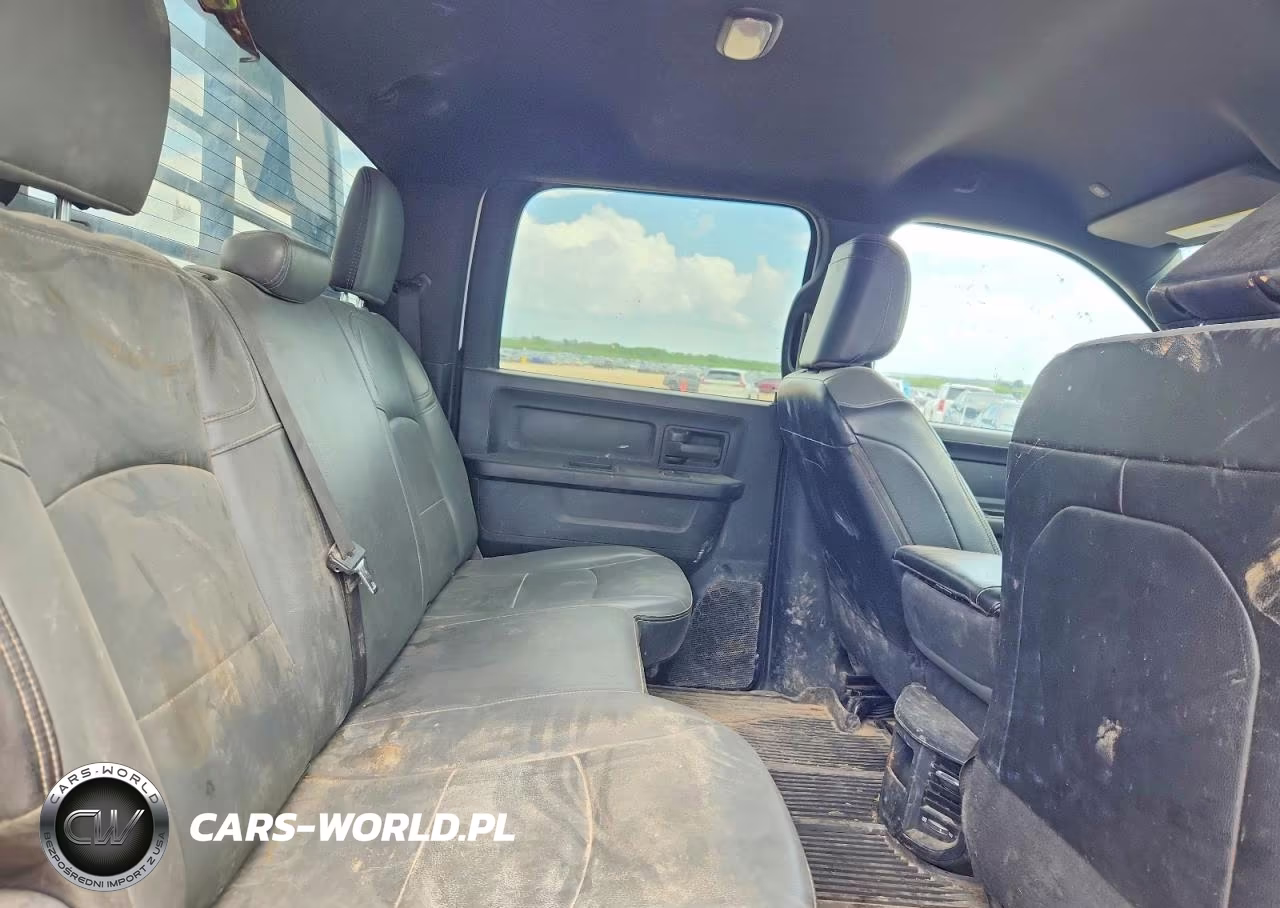 2024 Ram 2500 Tradesman VIN:3C6UR5HL2RG127464 - 10