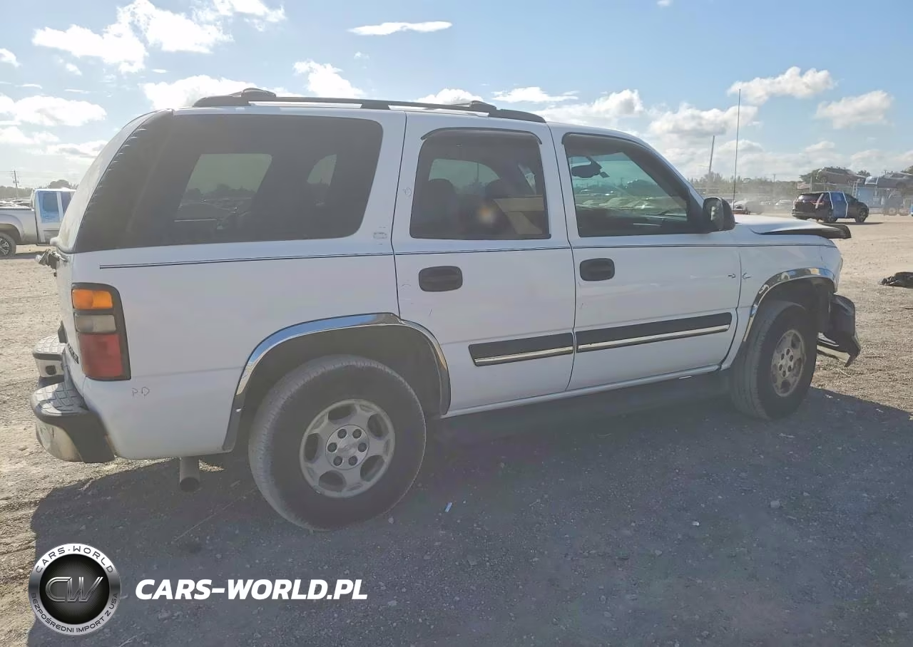 2004 Chevrolet Tahoe C1500 VIN:1GNEC13V74R320001 - 3