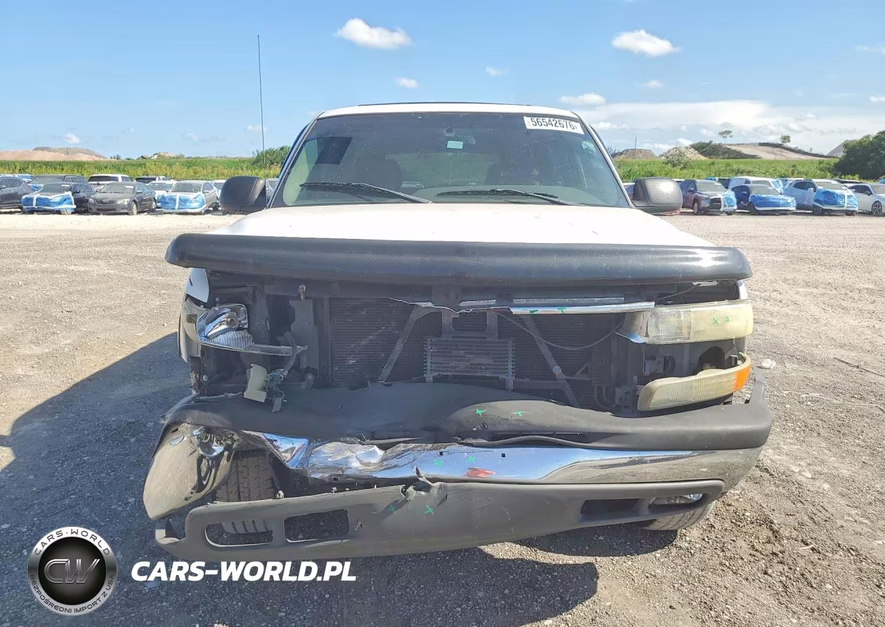 2004 Chevrolet Tahoe C1500 VIN:1GNEC13V74R320001 - 5
