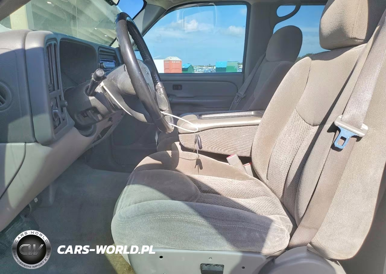 2004 Chevrolet Tahoe C1500 VIN:1GNEC13V74R320001 - 7