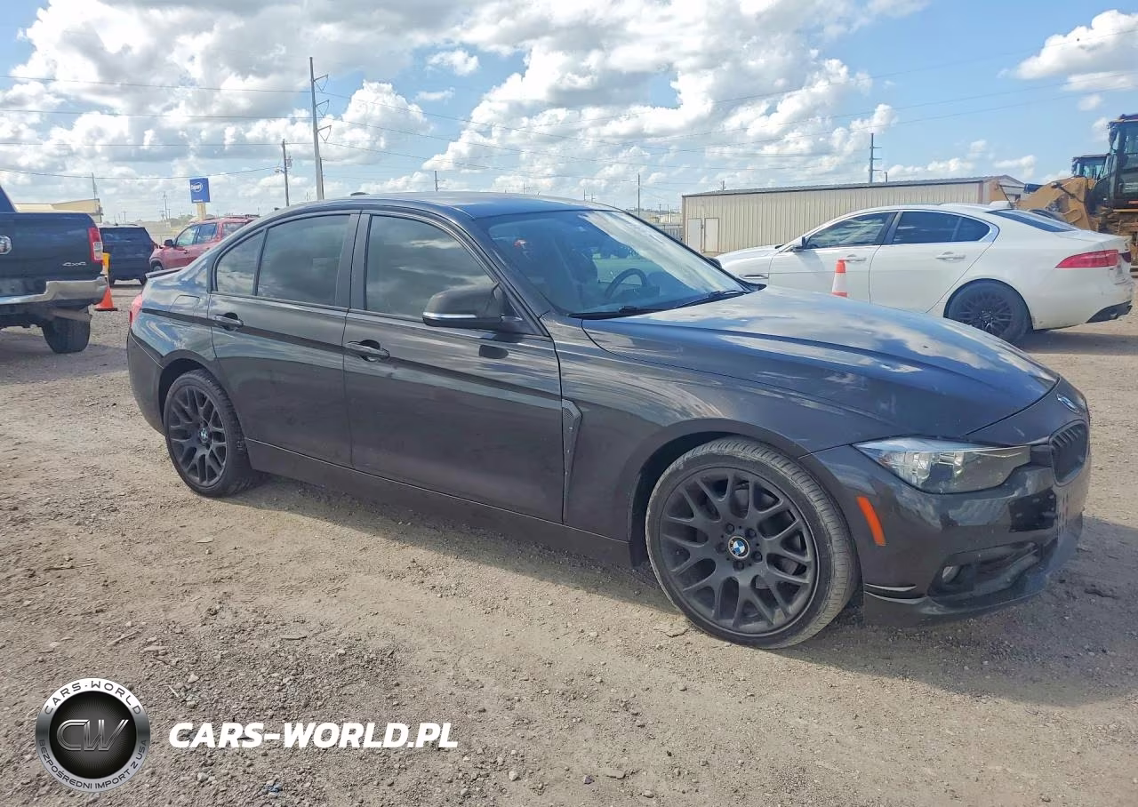 2016 BMW 320 I VIN:WBA8E1G51GNT35161 - 4