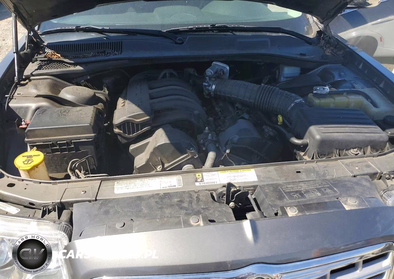 2010 Chrysler 300 Touring VIN:2C3CA4CD3AH112664 - 11