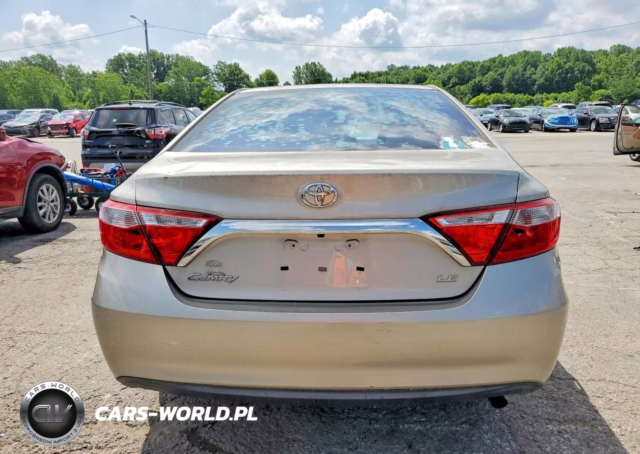 2016 Toyota Camry Le VIN:4T4BF1FK7GR572001 - 6