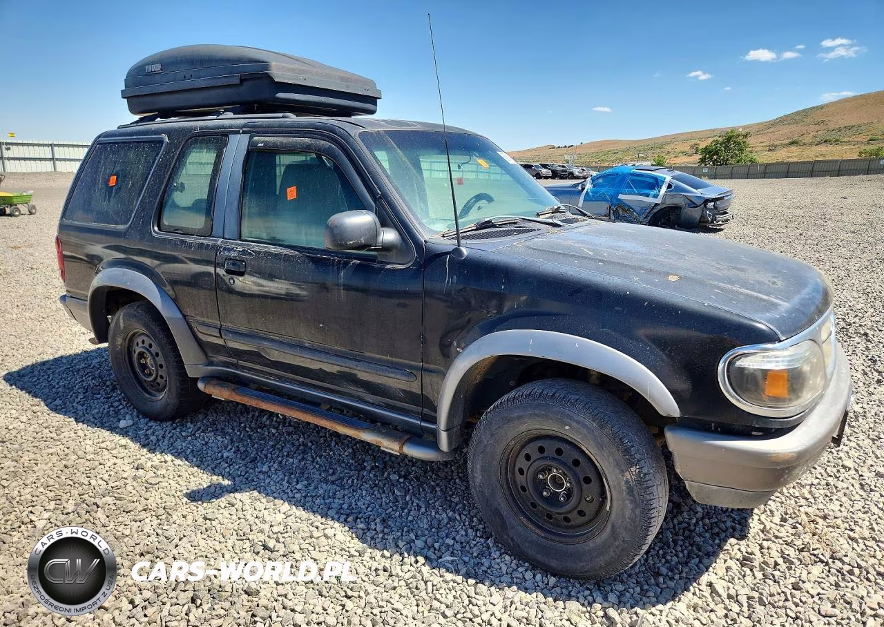 1998 Ford Explorer VIN:1FMYU24E6WUB28975 - 4