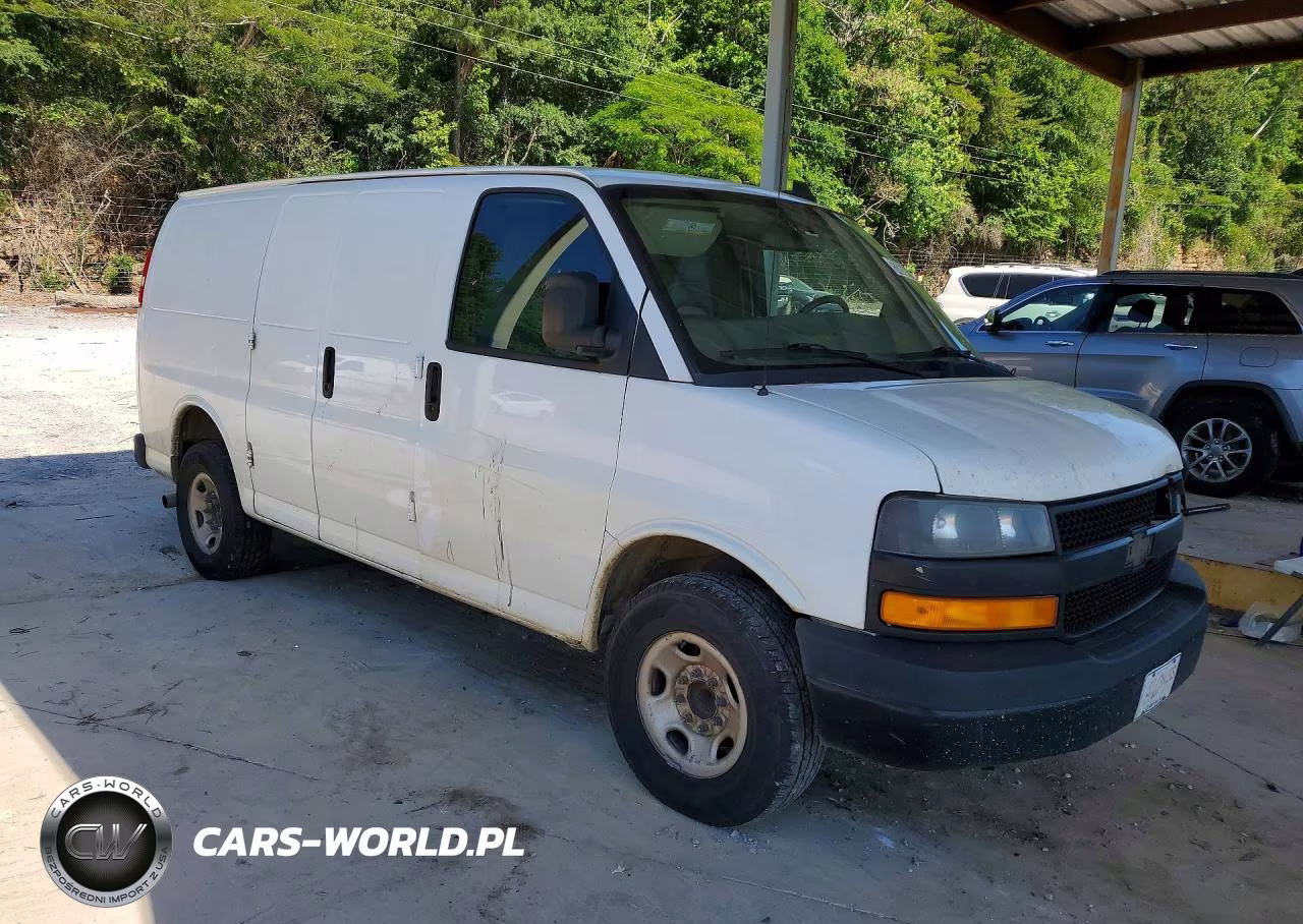 2022 Chevrolet Express G2500 VIN:1GCWGAFP1N1174631 - 4