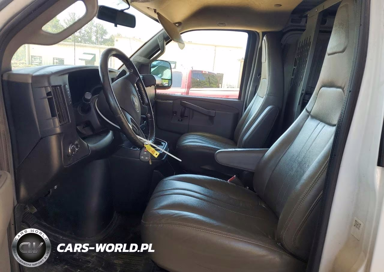 2022 Chevrolet Express G2500 VIN:1GCWGAFP1N1174631 - 7