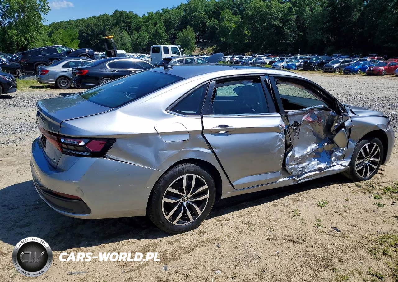 2025 Volkswagen Jetta Se VIN:3VW7X7BU9SM031702 - 3