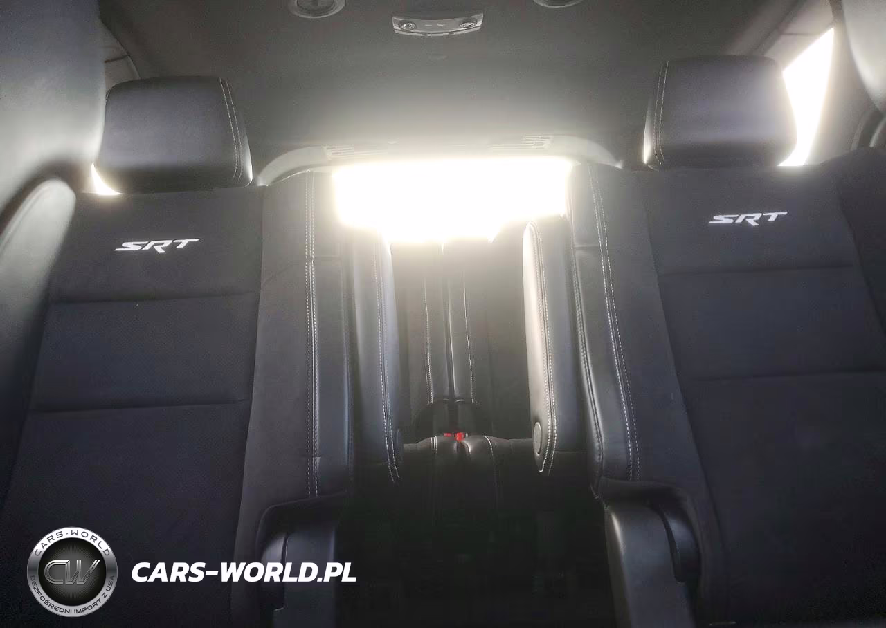 2018 Dodge Durango Srt VIN:1C4SDJGJ1JC261199 - 10