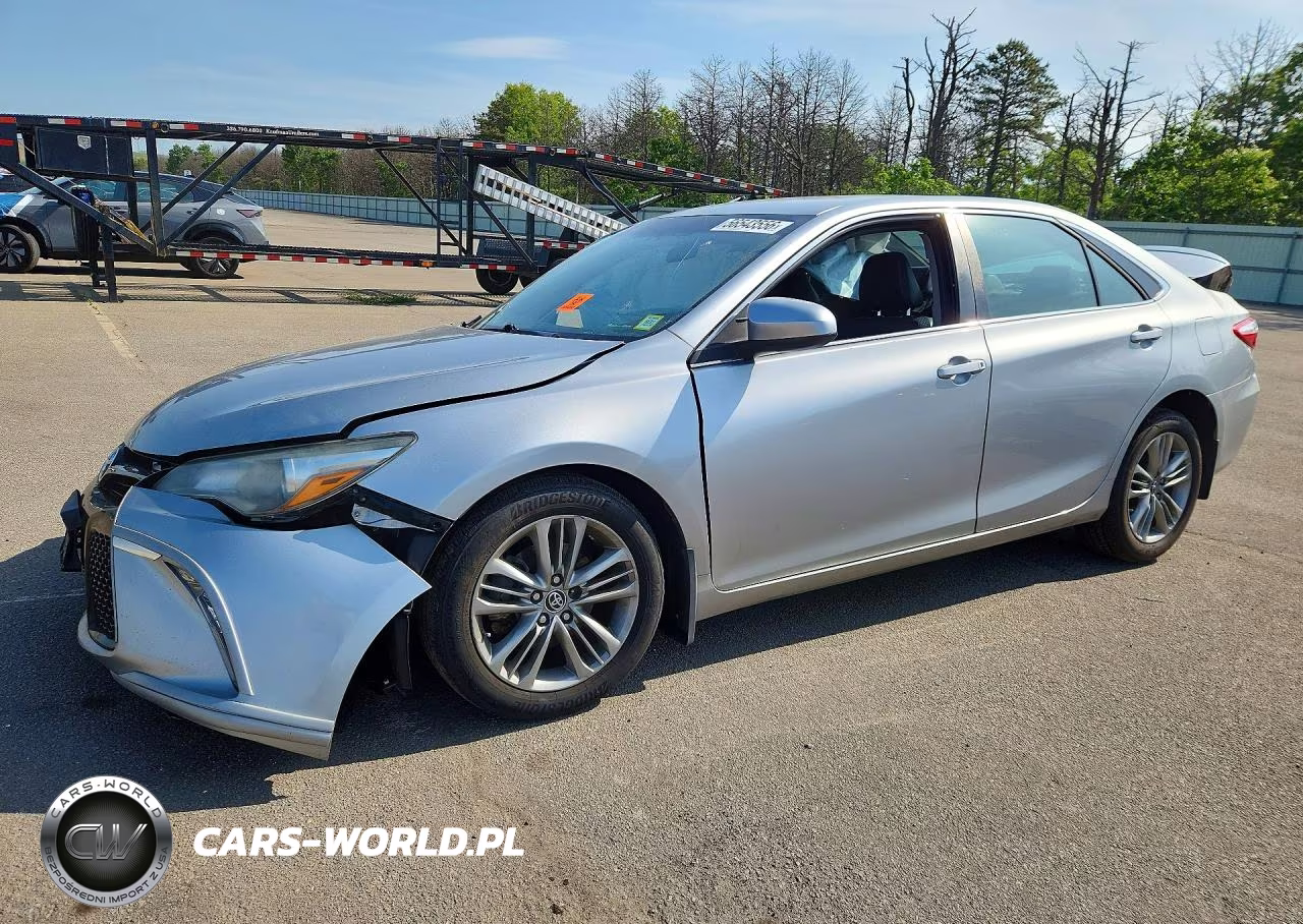 2015 Toyota Camry Se – zdjęcie 1 z 13