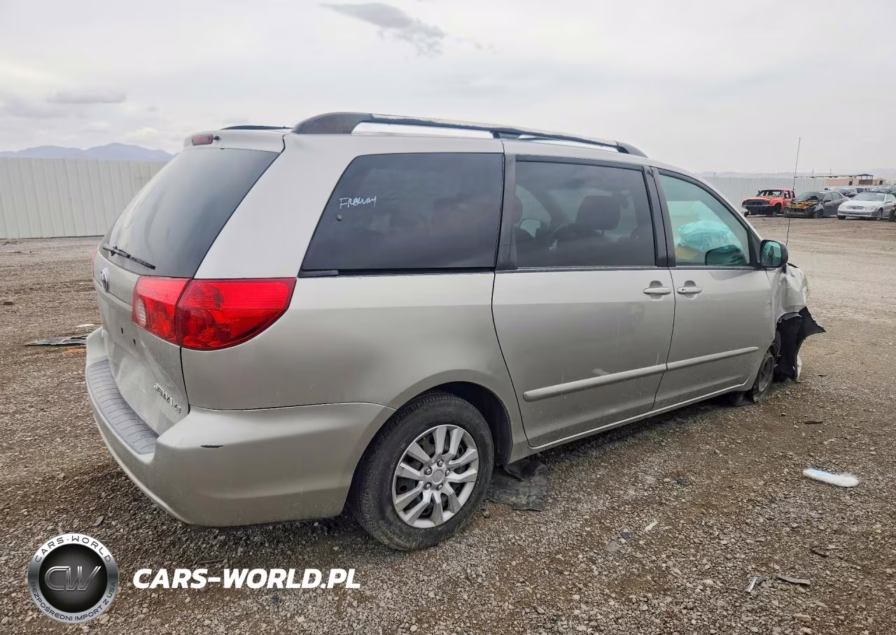 2008 Toyota Sienna Le 8-Passenger VIN:5TDZK23C88S210308 - 3