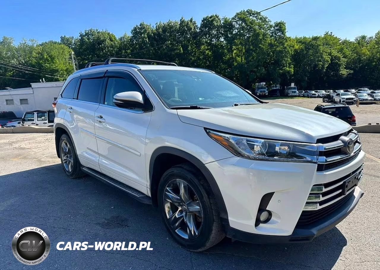 2018 Toyota Highlander Limited Platinum VIN:5TDDZRFH9JS890764 - 4