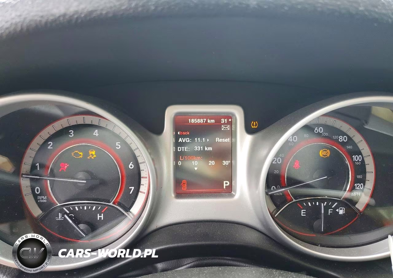2019 Dodge Journey Se VIN:3C4PDCBB7KT784296 - 9