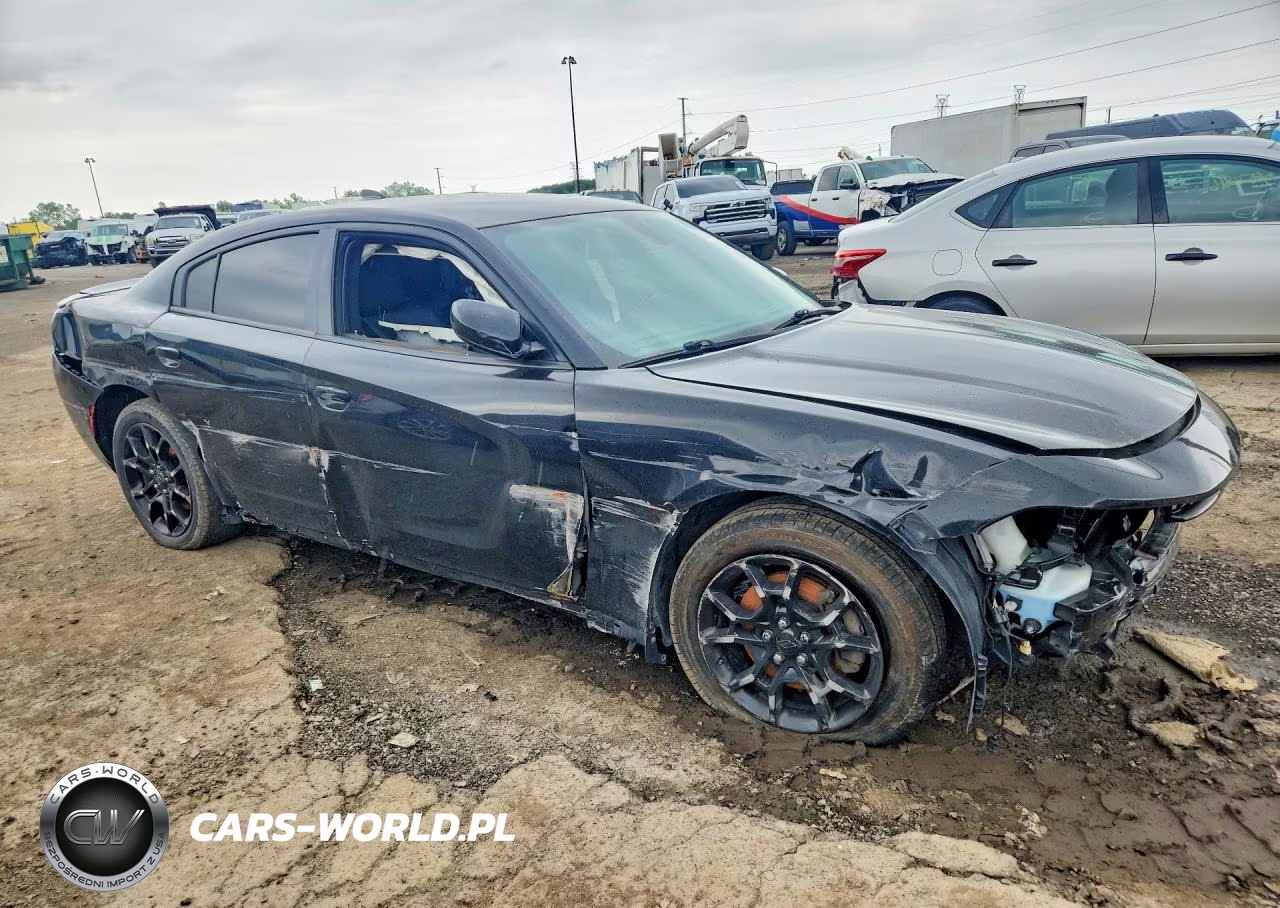 2018 Dodge Charger Gt VIN:2C3CDXJG8JH136044 - 4